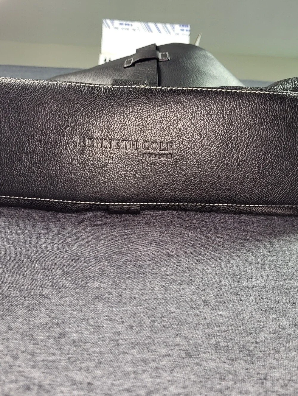 Kenneth Cole Classic Black Leather Messenger Bag with Adjustable Strap